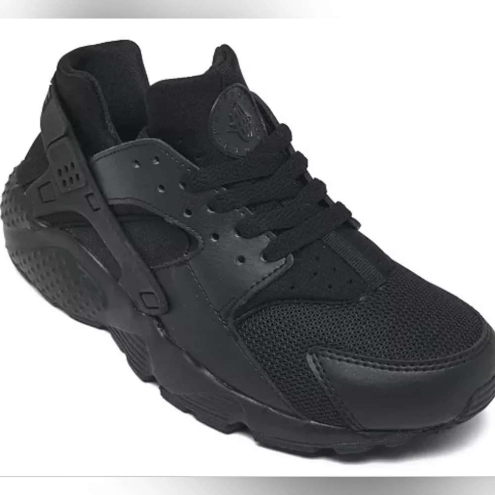 Nike Big Kids' Huarache Run Triple Black Sneakers Size 7Y MSRP $110